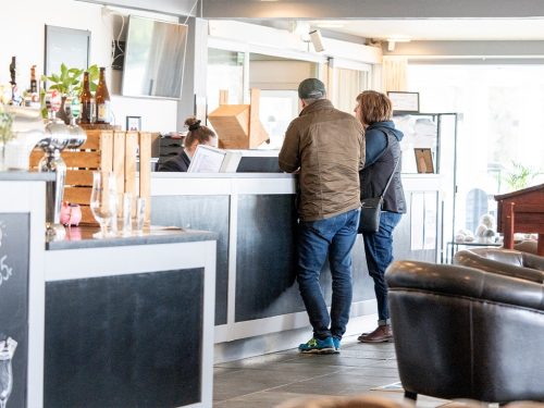 Hotel marina reception 